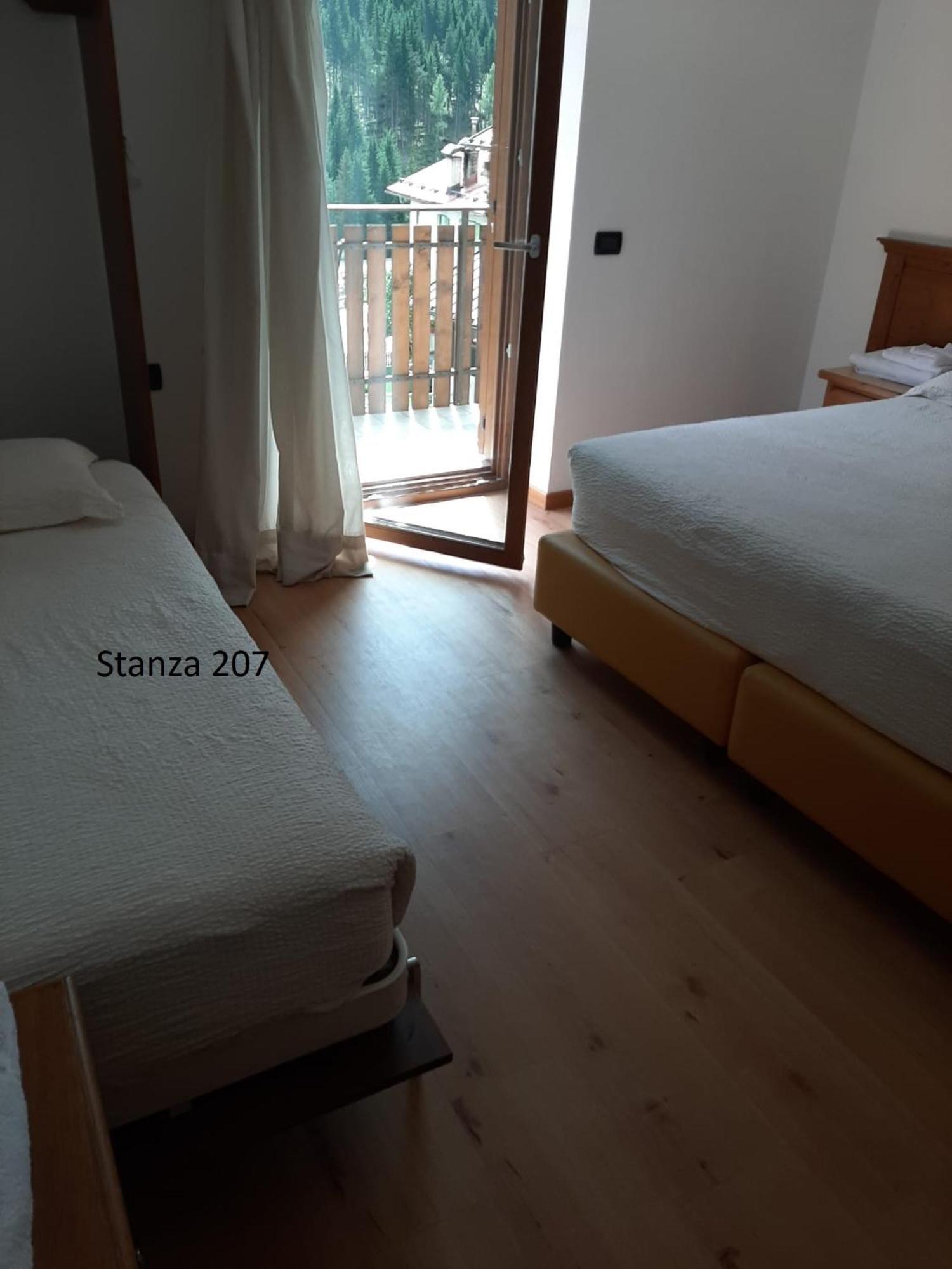 Hotel Pizboè Mazzin Esterno foto