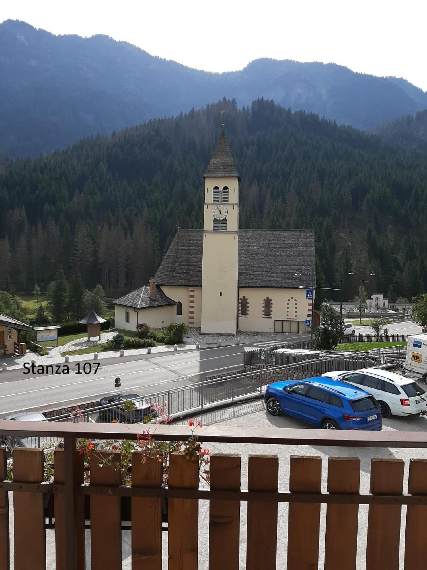 Hotel Pizboè Mazzin Esterno foto