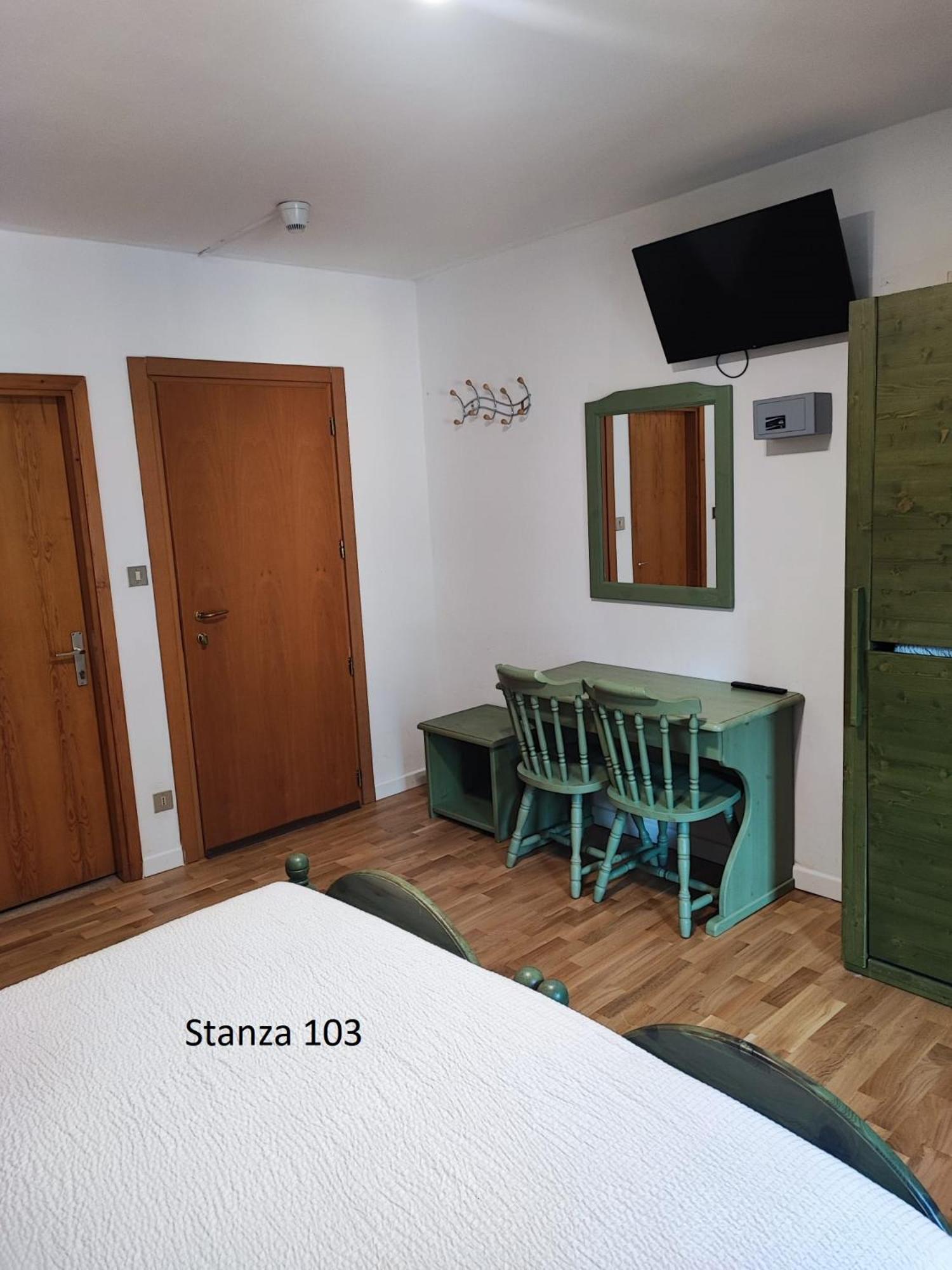 Hotel Pizboè Mazzin Esterno foto