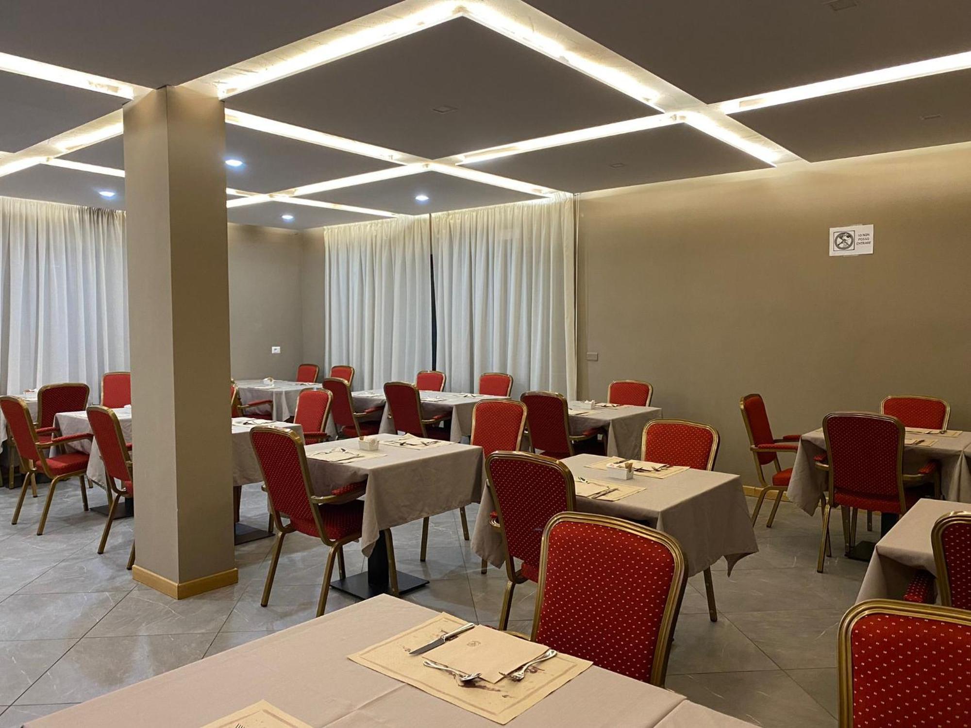 Hotel Pizboè Mazzin Esterno foto